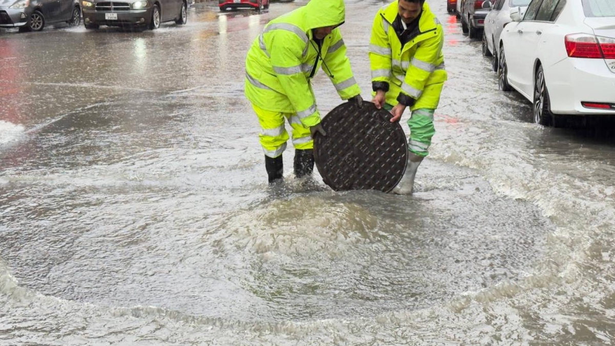 رفع تصنيف المنخفض القادم إلى المملكة للدرجة الرابعة.. وتحذيرات عاجلة