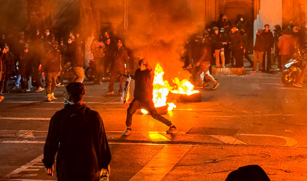 مهم بخصوص ضربة جوية أمريكية لإيران