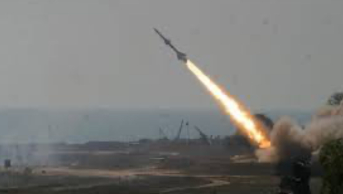 أنباء عن إغلاق المجال الجوي الإيراني وجيش الإحتلال يرفع حالة التأهب وينشر القبة الحديدية