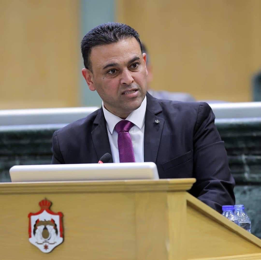 المصري يطالب الحكومة بإعادة تقييم الهيئات الحكومية المستقلة.