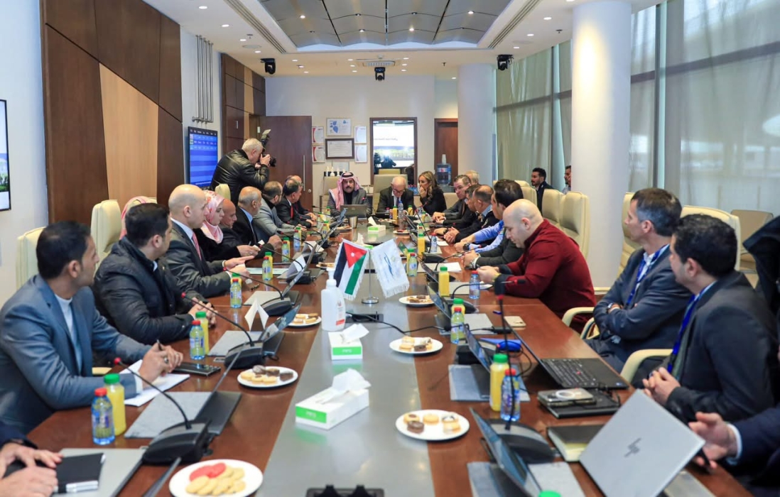 "النقل النيابية" تزور مطار الملكة علياء الدولي