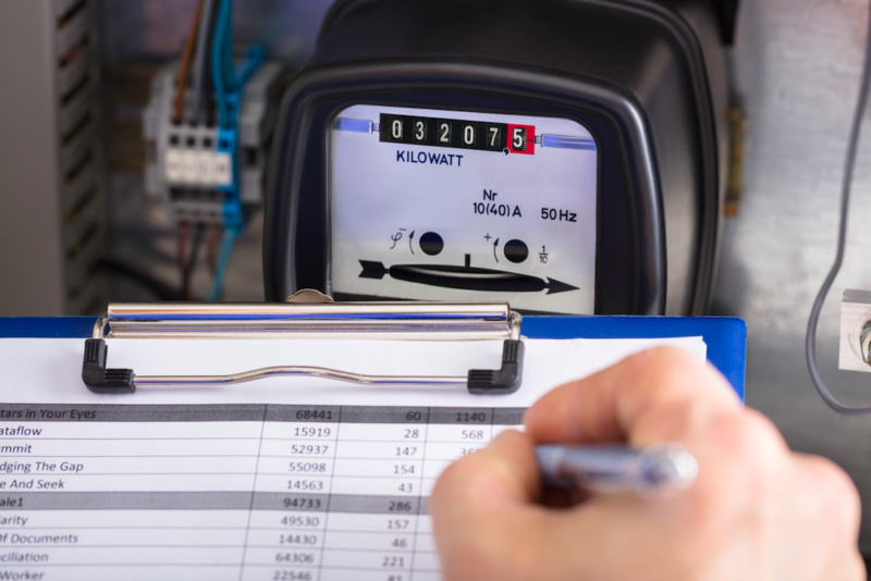 النائب القباعي: شركات كهرباء أقرت بتقسيم فاقد الكهرباء على المشتركين